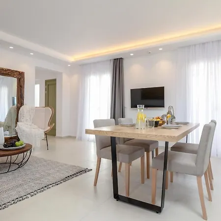 Sea & Olives And 4* Pláka