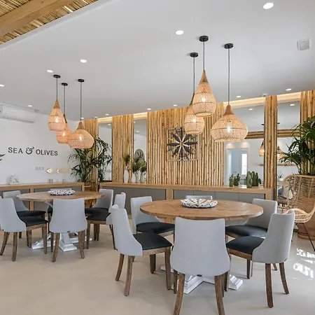 Sea & Olives And Aparthotel Pláka