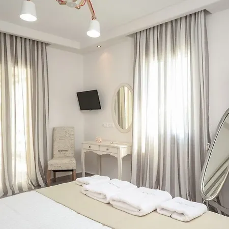 Sea & Olives And 4* Pláka